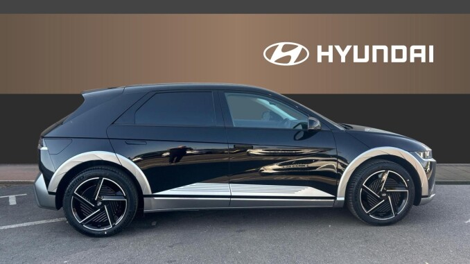 Hyundai IONIQ 5 239kW Ultimate 84 kWh 5dr AWD Auto Electric Hatchback - Image 5